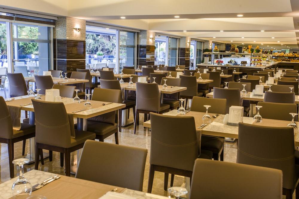 Avena Resort & Spa Hotel Аланя Екстериор снимка